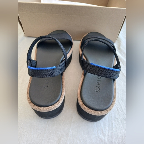 Rothy’s PEPPER THE LIGHTWEIGHT SANDAL - Picture 5 of 7
